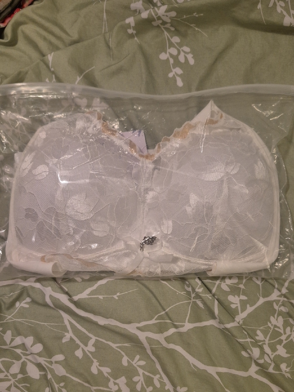 NWT Lacy Bralette Molded Cups